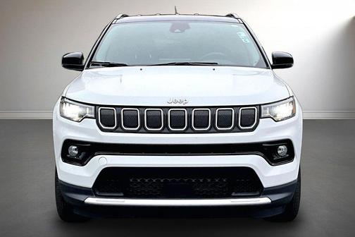 Bright White Clearcoat 2022 Jeep Compass Limited