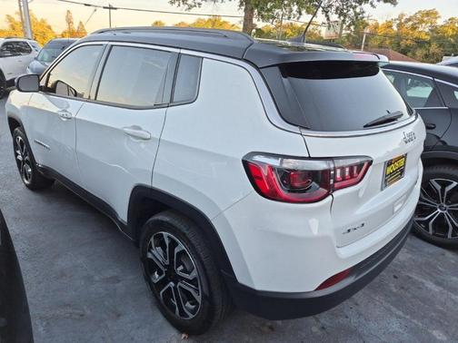 Bright White Clearcoat 2022 Jeep Compass Limited