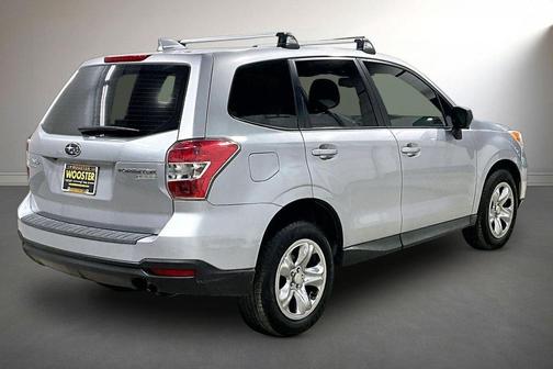 2016 Subaru Forester 2.5i