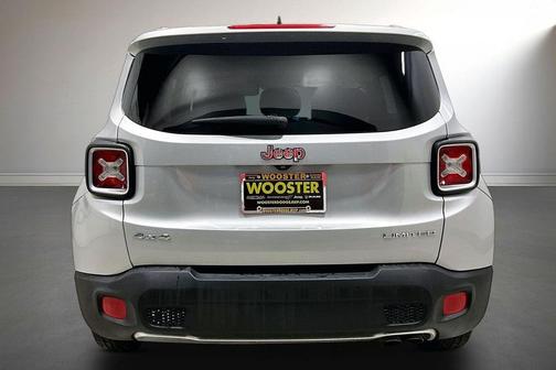 Glacier Metallic 2015 Jeep Renegade Limited