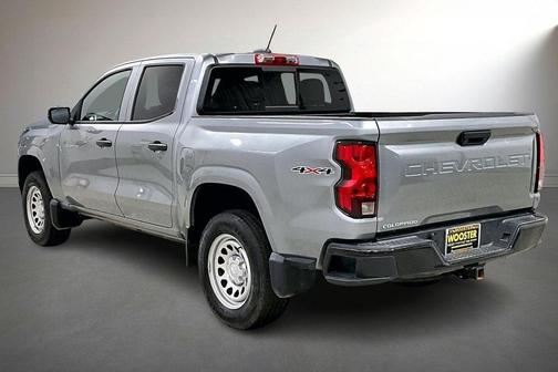 Sterling Gray Metallic 2024 Chevrolet Colorado WT