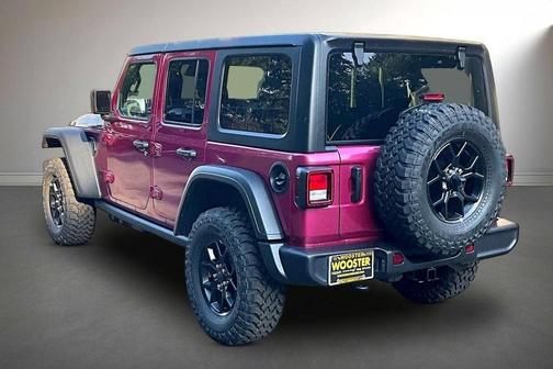 Tuscadero Pearlcoat 2026 Jeep Wrangler Sport