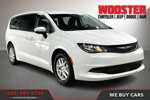 2023 Chrysler Voyager LX