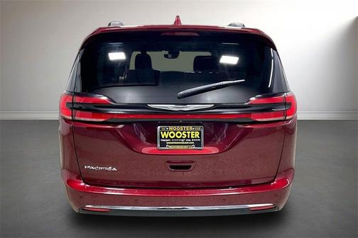 2021 Chrysler Pacifica Touring