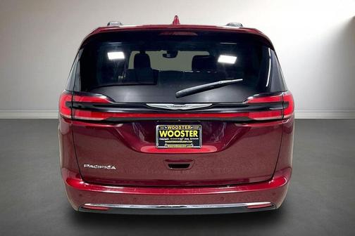 2021 Chrysler Pacifica Touring
