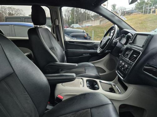 2020 Dodge Grand Caravan SXT