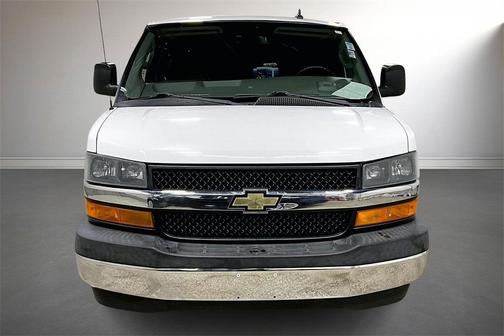 2020 Chevrolet Express 3500 LT