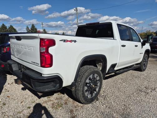 2021 Chevrolet Silverado 2500 Custom