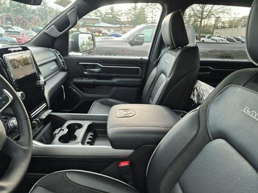 Diamond Black 2026 RAM 1500 Laramie