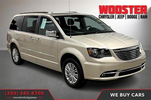 2015 Chrysler Town & Country Touring-L