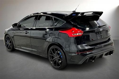 2017 Ford Focus RS Base