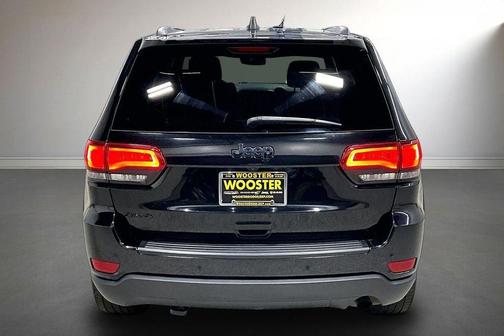 Diamond Black 2018 Jeep Grand Cherokee Upland