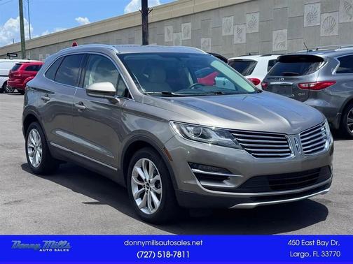Luxe Metallic 2016 Lincoln MKC Select