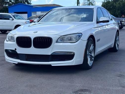 White 2015 BMW 750 I