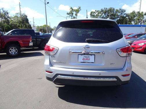 2014 Nissan Pathfinder SV