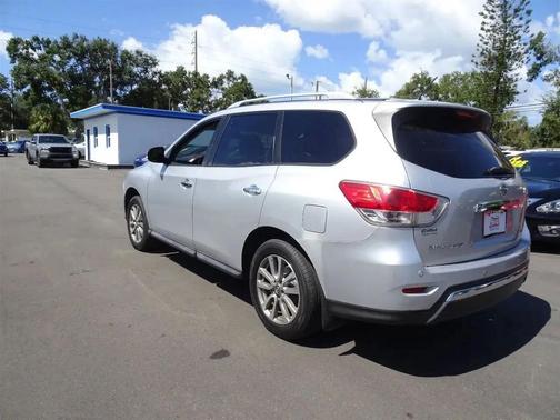 2014 Nissan Pathfinder SV