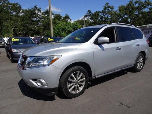 2014 Nissan Pathfinder SV
