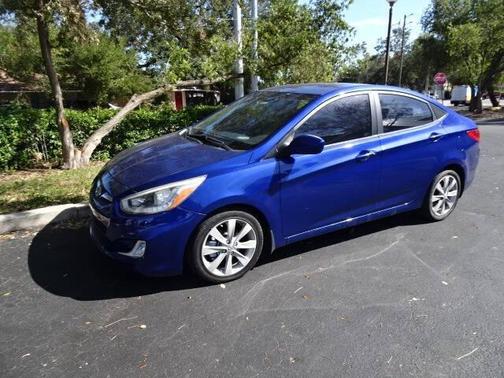 2014 Hyundai Accent SE