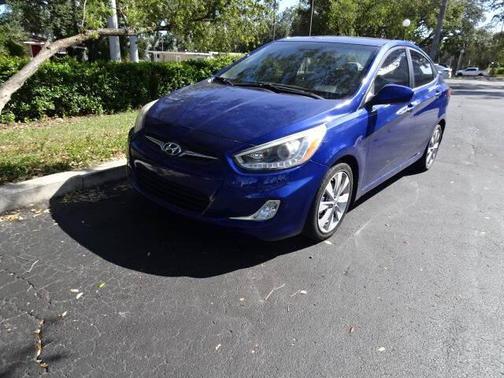 2014 Hyundai Accent SE