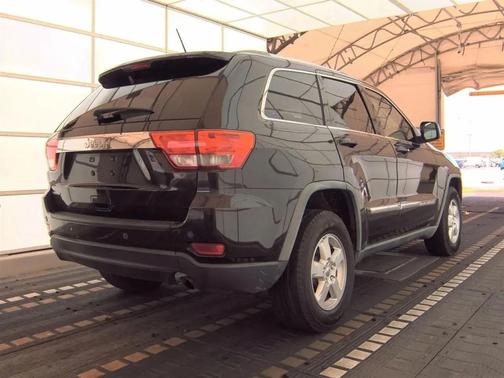Brilliant Black Crystal Pearlcoat 2012 Jeep Grand Cherokee Laredo