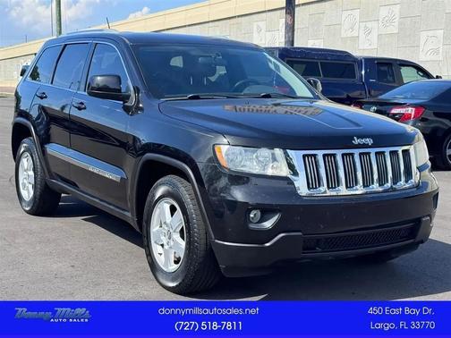 Brilliant Black Crystal Pearlcoat 2012 Jeep Grand Cherokee Laredo