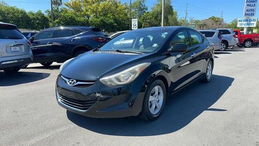 2014 Hyundai ELANTRA SE