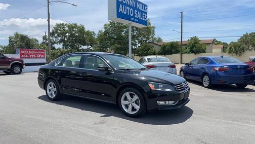 Black Uni 2015 Volkswagen Passat 1.8T Limited Edition