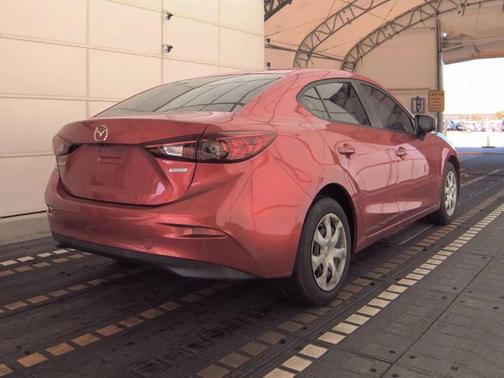 2018 Mazda Mazda3 Sport