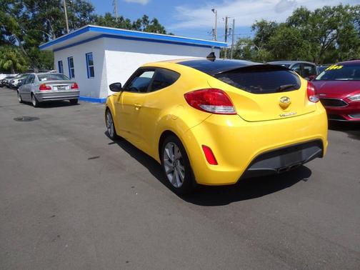 2016 Hyundai Veloster Base