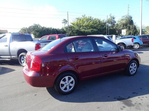 2010 Hyundai Accent SE