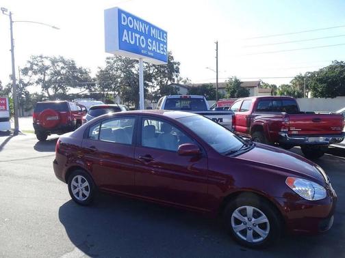 2010 Hyundai Accent SE