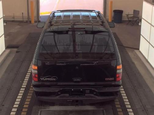 Onyx Black 2002 GMC Yukon Denali