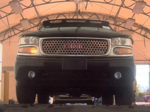 Onyx Black 2002 GMC Yukon Denali