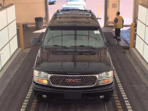 Onyx Black 2002 GMC Yukon Denali
