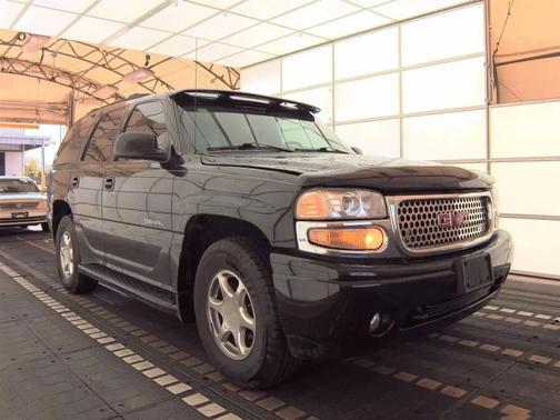 Onyx Black 2002 GMC Yukon Denali