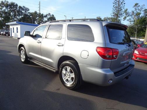 2012 Toyota Sequoia SR5