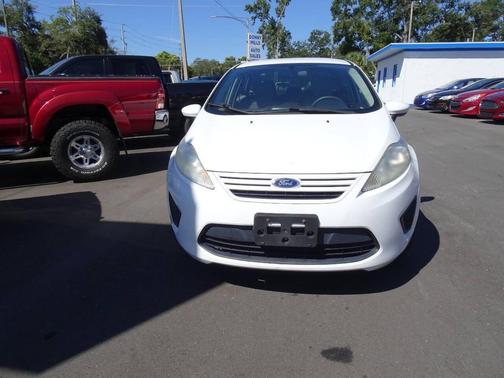 2013 Ford Fiesta S 4dr Sedan