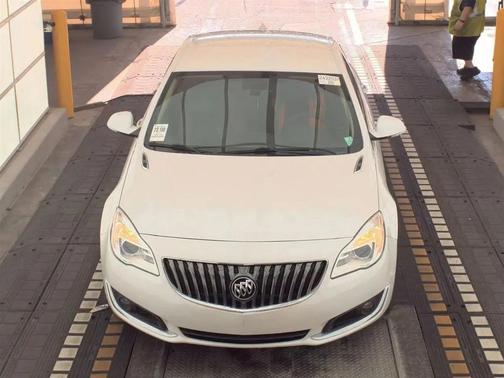 2017 Buick Regal Turbo Sport Touring