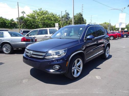 2016 Volkswagen Tiguan R-Line