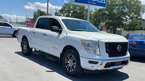 Glacier White 2021 Nissan Titan SV