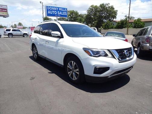 2019 Nissan Pathfinder SL