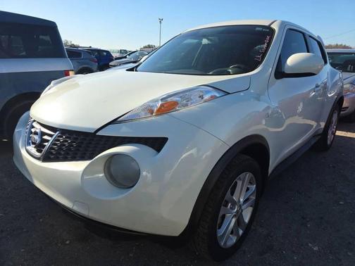 2011 Nissan Juke SV Sport Utility 4D