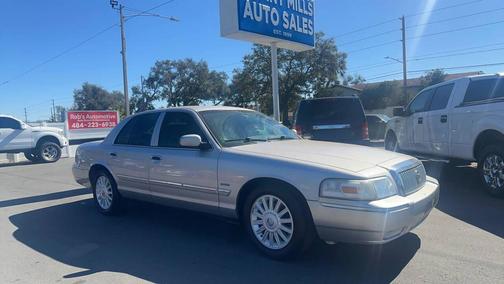 2010 Mercury Grand Marquis LS 4dr Sedan