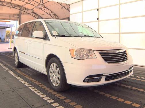 2013 Chrysler Town & Country Touring