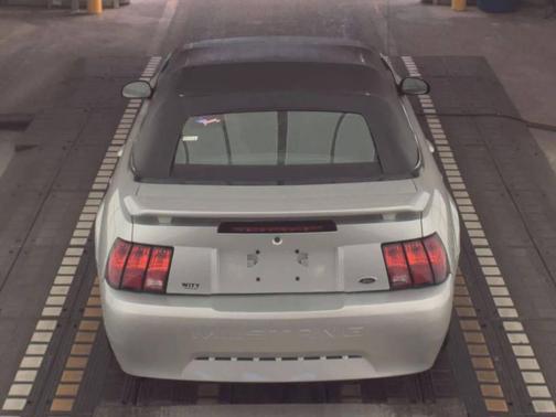 2003 Ford Mustang Deluxe