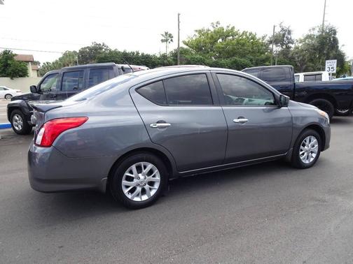2018 Nissan Versa 1.6 SV