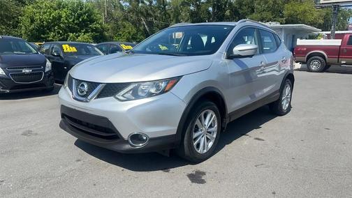 Brilliant Silver 2017 Nissan Rogue Sport SV
