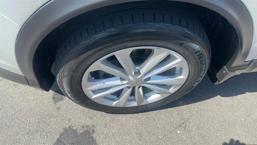 Brilliant Silver 2017 Nissan Rogue Sport SV
