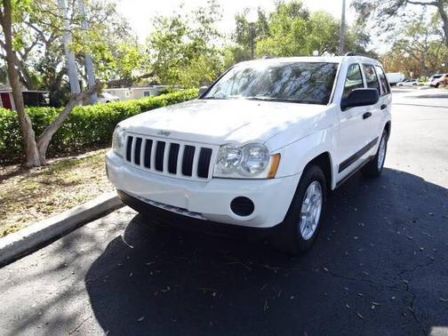 2005 Jeep Grand Cherokee Laredo