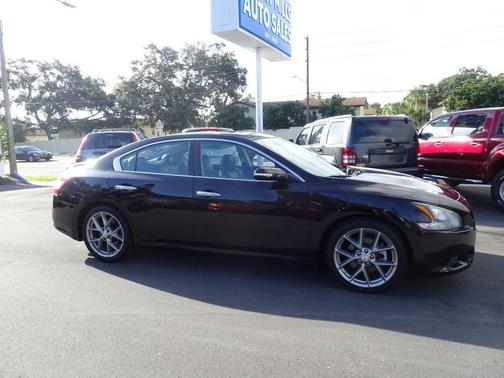 2011 Nissan Maxima SV